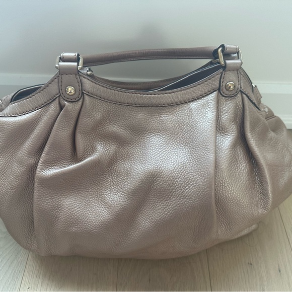 Gucci tote - Picture 1 of 6